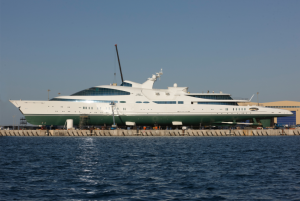 Yaz Superyacht Glass